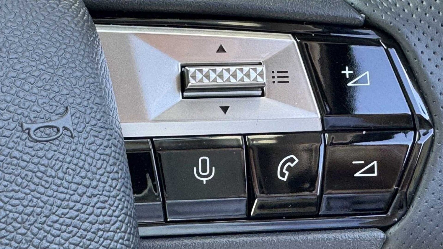 Used DS Automobiles DS 3 2025 for sale - 77859088: Photo 25