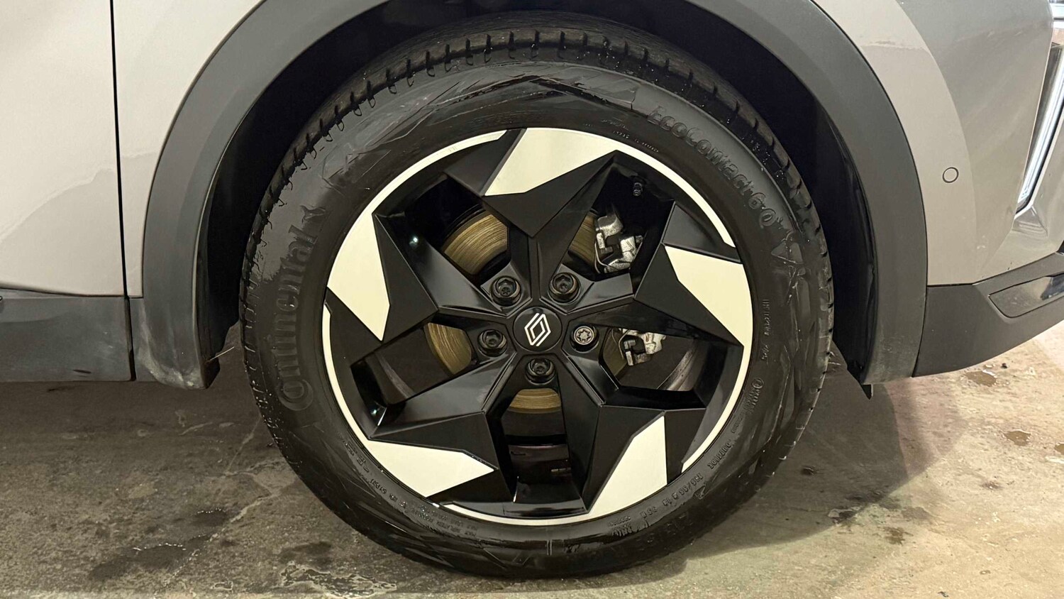 Used Renault Captur for sale - 77859183: Photo 18