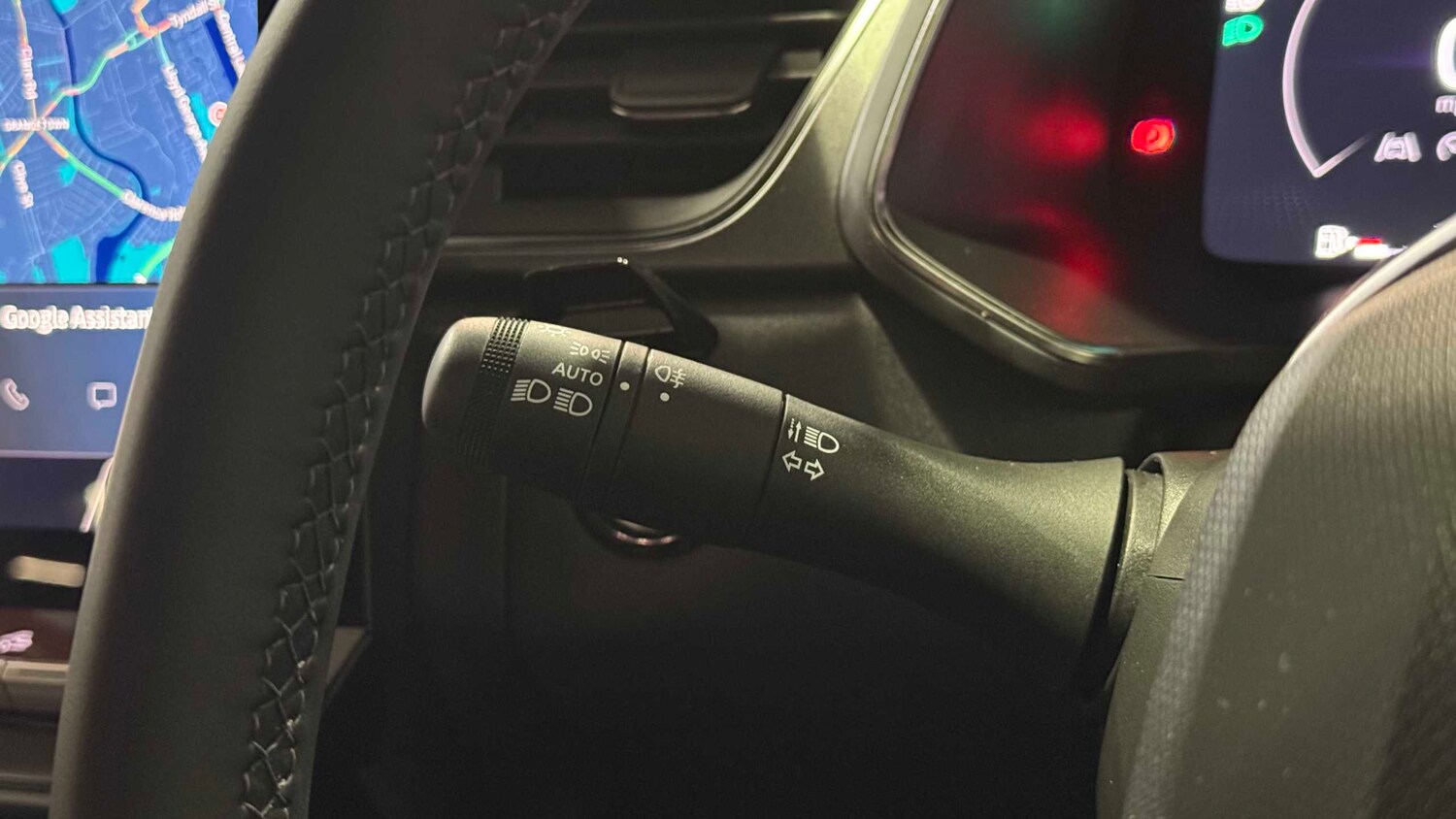 Used Renault Captur for sale - 77859183: Photo 28