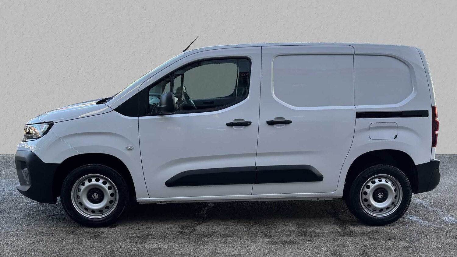 Used Vauxhall Combo 2025 for sale - 77856651: Photo 3