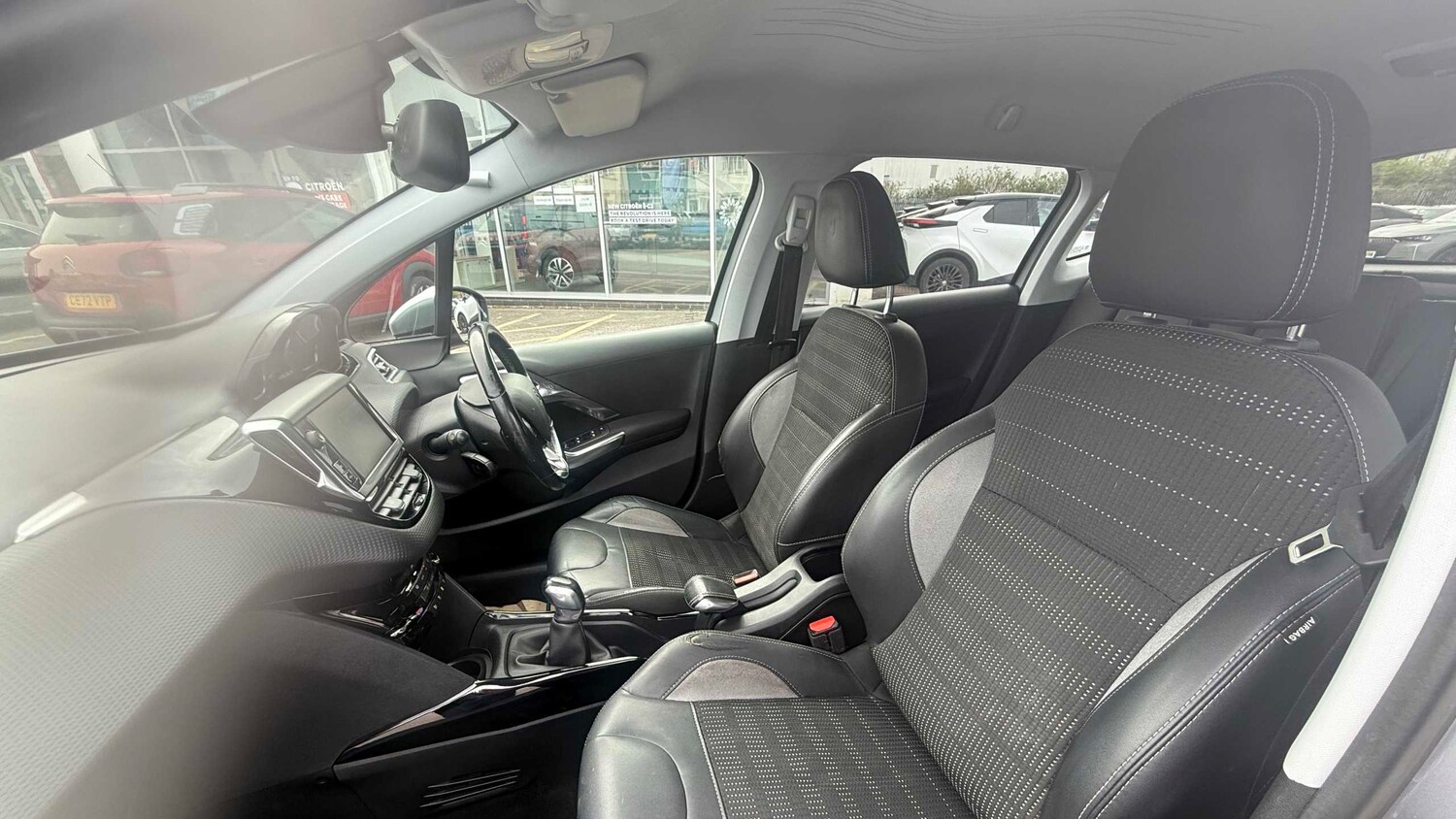 Used Peugeot 2008 2017 for sale - 77996072: Photo 14