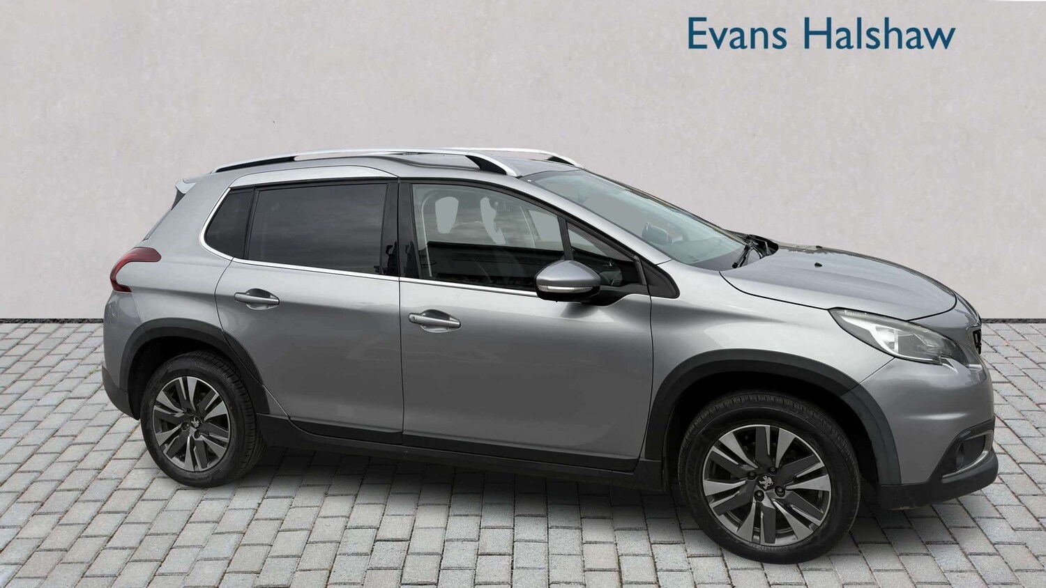 Used Peugeot 2008 2017 for sale - 77996072: Photo 7