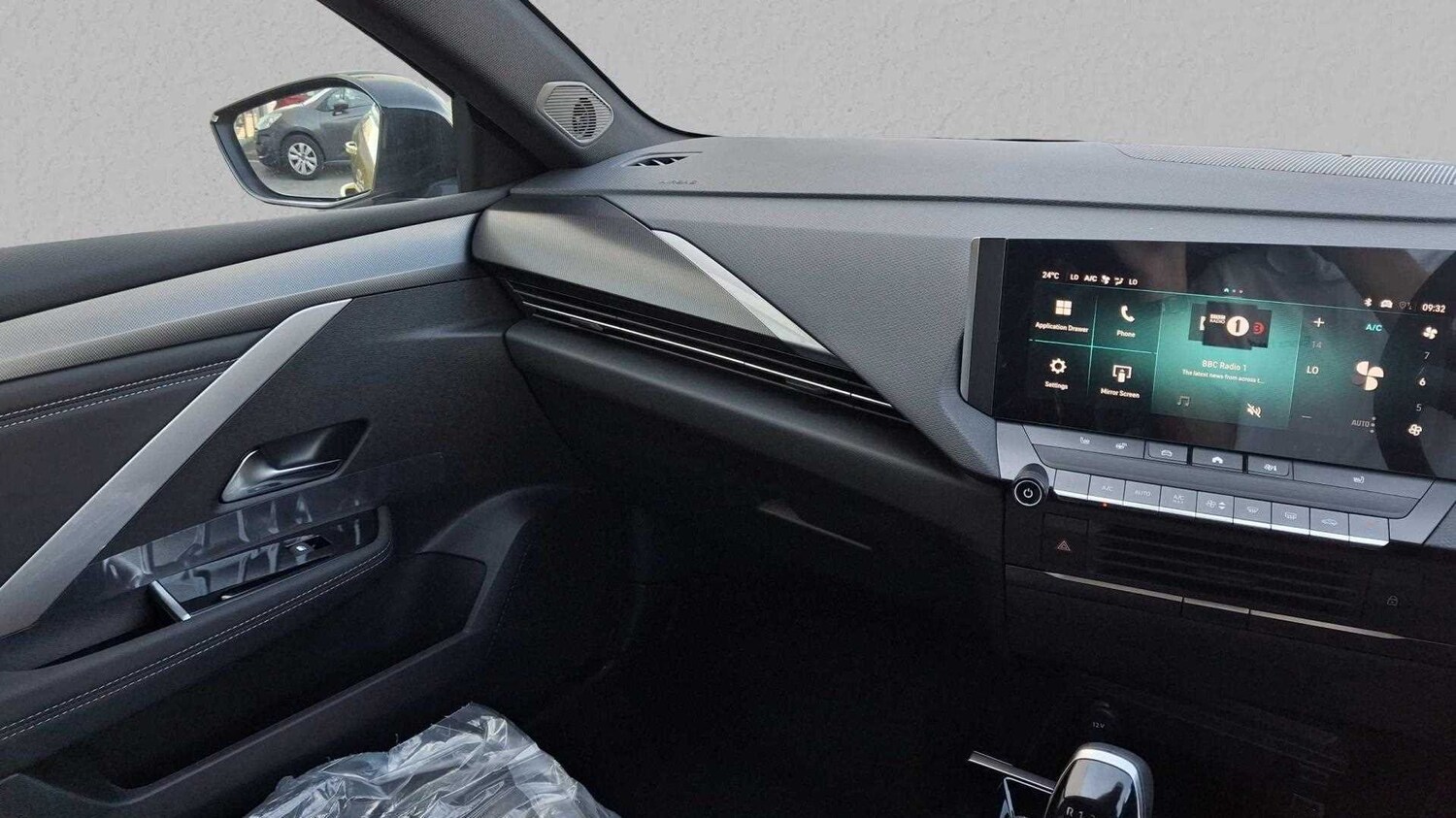 Used Vauxhall Astra for sale - 77859820: Photo 22