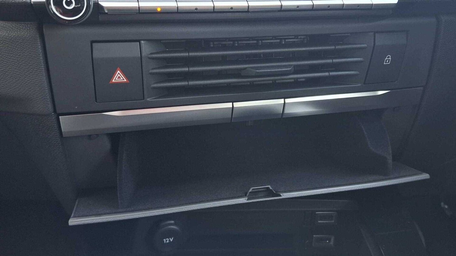 Used Vauxhall Astra for sale - 77859820: Photo 27