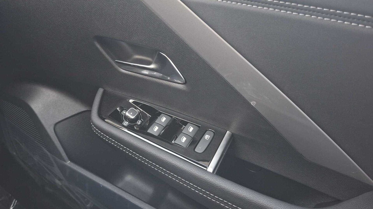 Used Vauxhall Astra for sale - 77859820: Photo 33