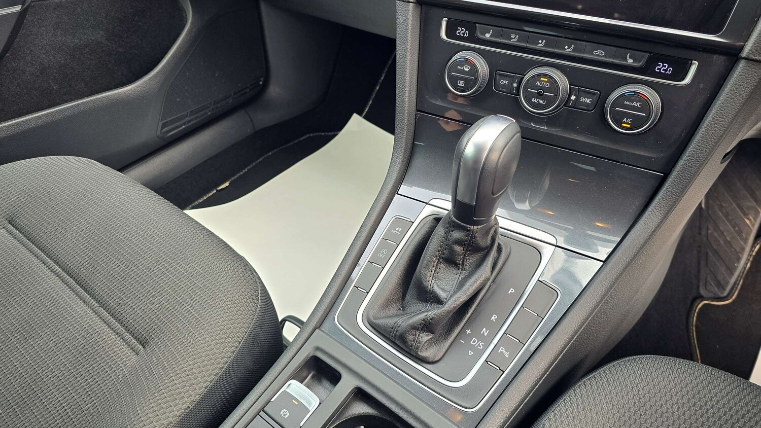 Used Volkswagen Golf 2019 for sale - 77859226: Photo 14