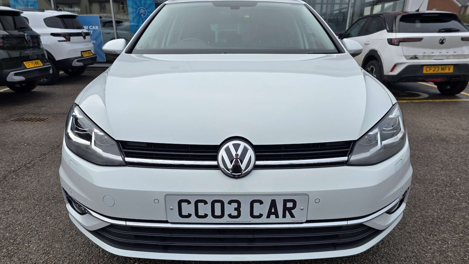 Used Volkswagen Golf 2019 for sale - 77859226: Photo 2