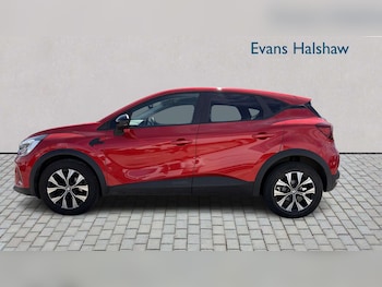 Used Renault Captur 2024 for sale - 79148001: Photo