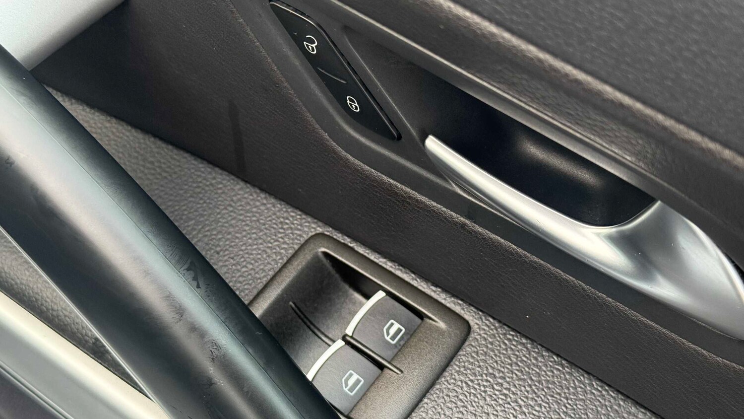 Used Volkswagen Scirocco for sale - 77857164: Photo 19