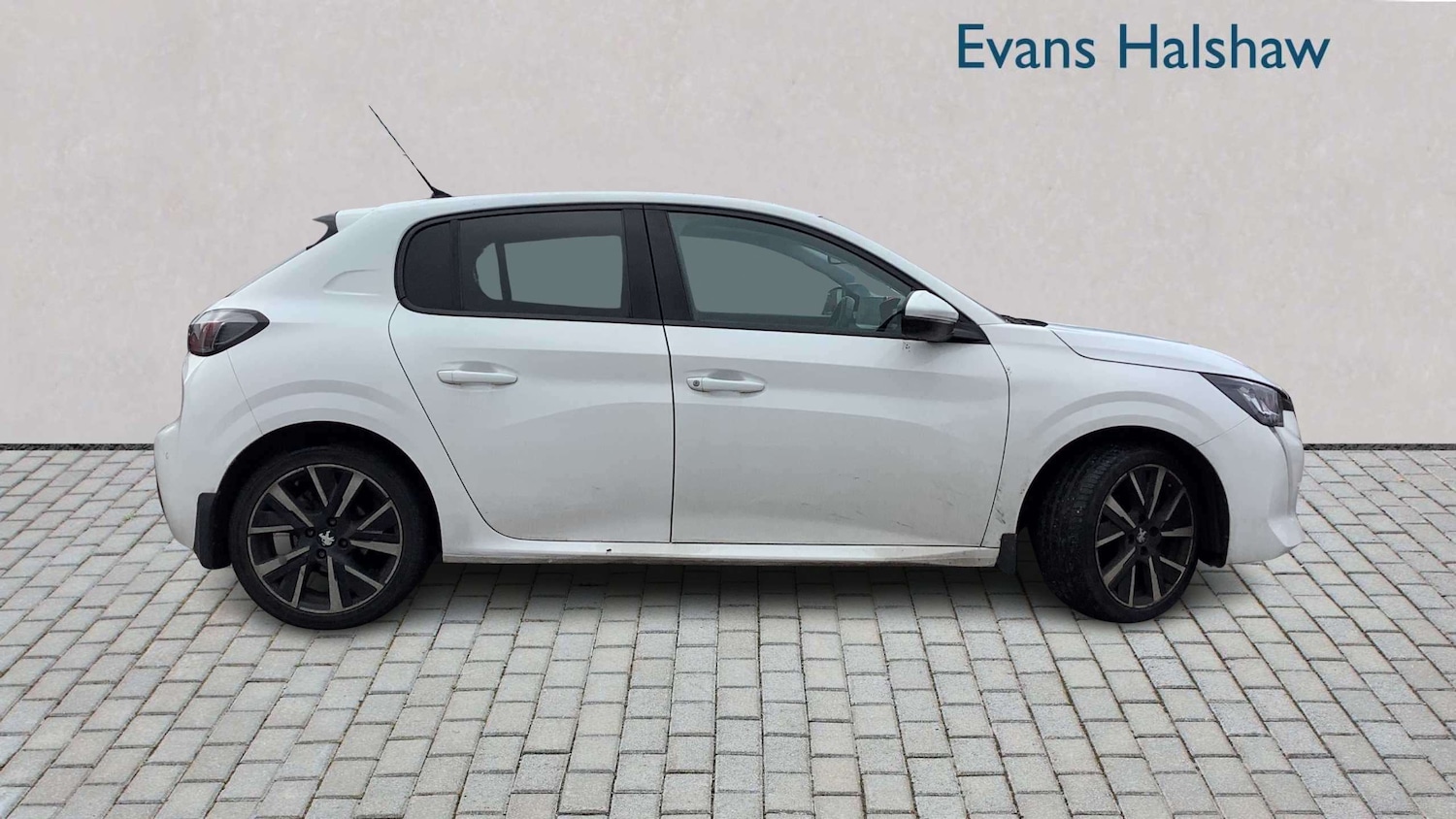 Used Peugeot 208 2020 for sale - 77858507: Photo 5