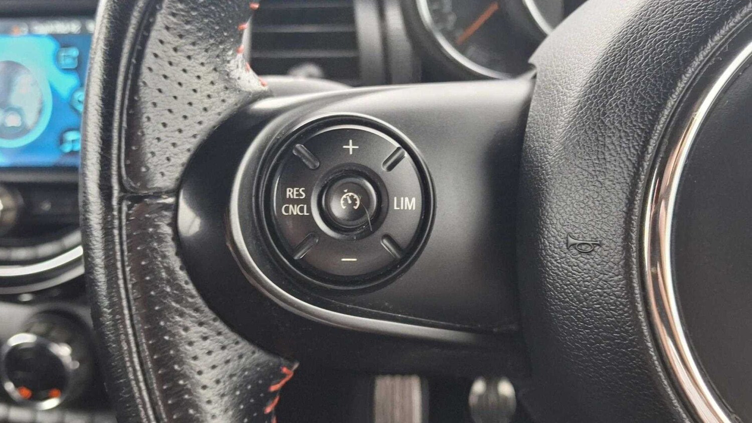 Used MINI Convertible for sale - 77860053: Photo 17