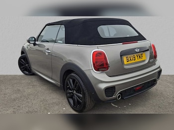 Used MINI Convertible 2019 for sale - 77860053: Photo