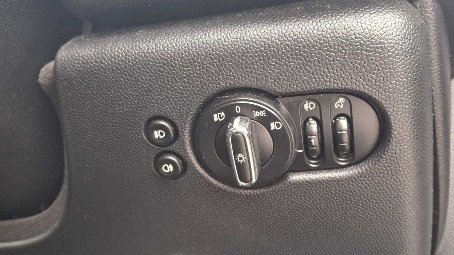 Used MINI Convertible for sale - 77860053: Photo 31