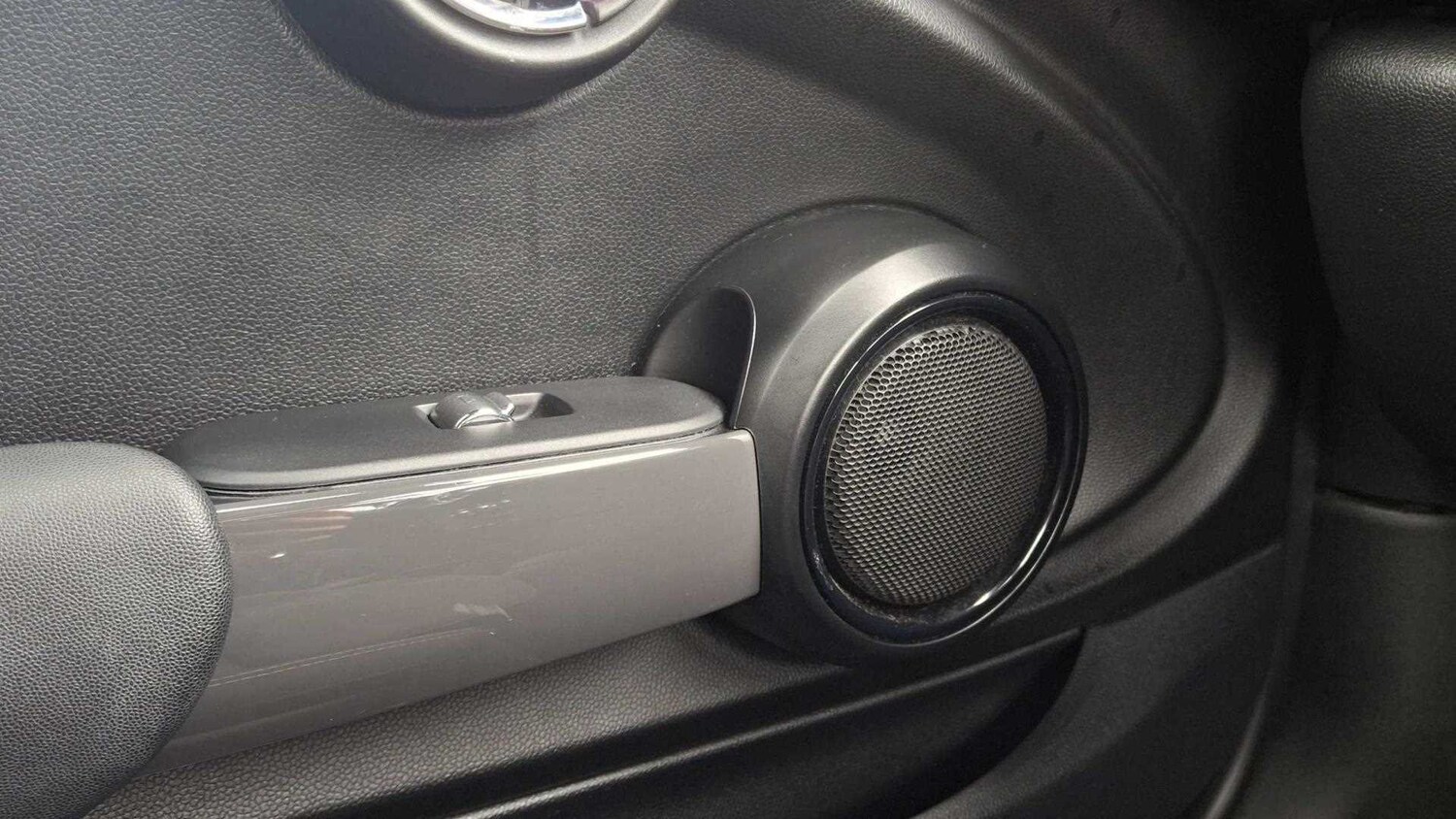 Used MINI Convertible for sale - 77860053: Photo 35