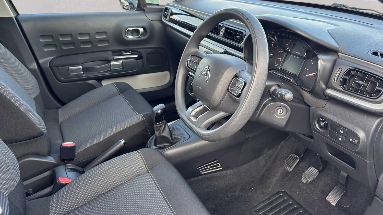 Used Citroen C3 2023 for sale - 77860125: Photo 9