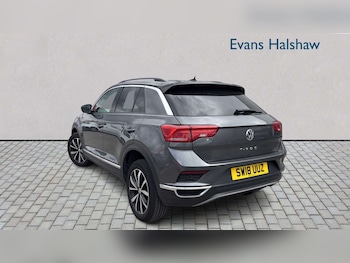 Used Volkswagen T-Roc 2018 for sale - 78577099: Photo