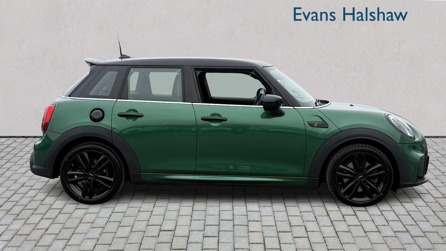 Used MINI Hatch 2022 for sale - 77996238: Photo 10