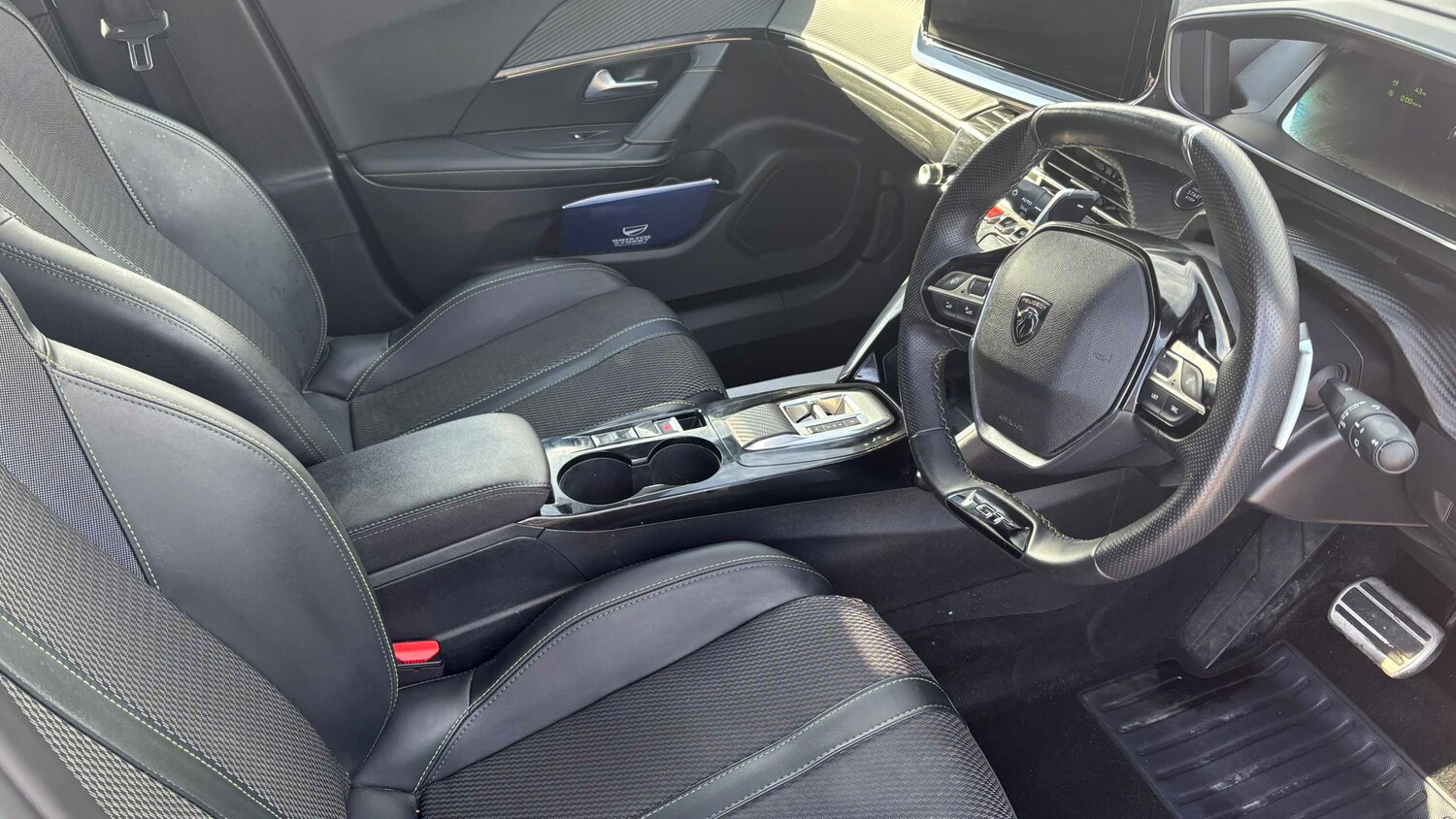 Used Peugeot 2008 for sale - 77861523: Photo 9