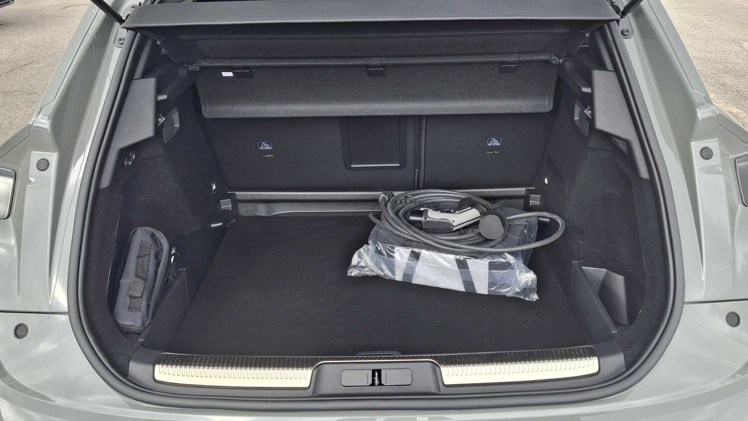 Used DS Automobiles DS 7 2024 for sale - 77860333: Photo 10