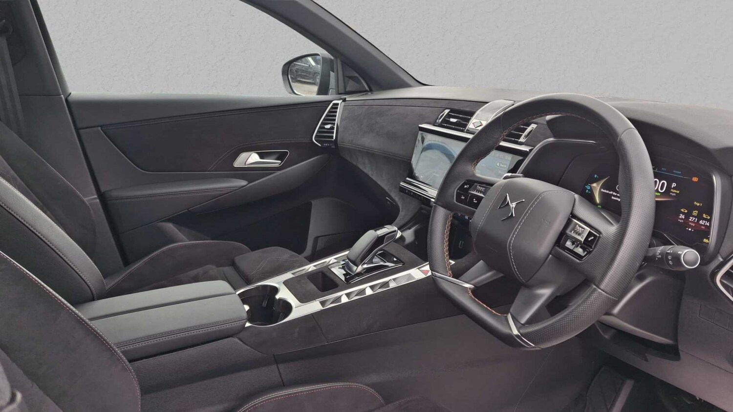 Used DS Automobiles DS 7 2024 for sale - 77860333: Photo 15