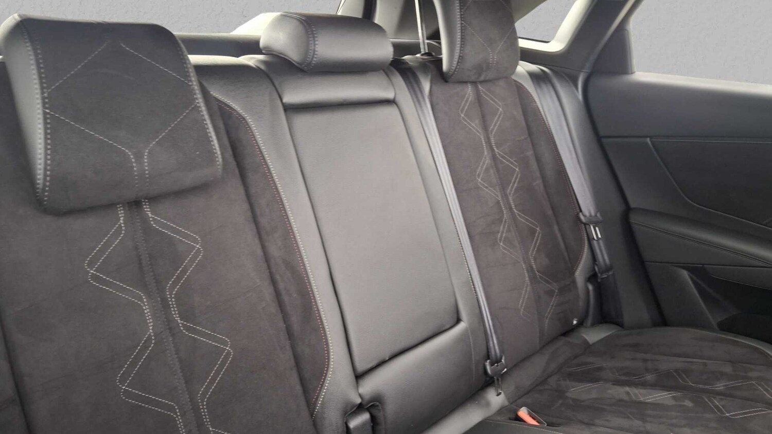 Used DS Automobiles DS 7 2024 for sale - 77860333: Photo 16