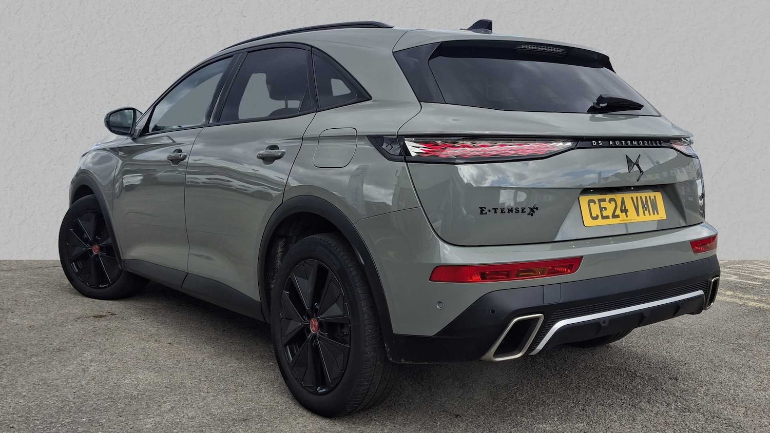 Used DS Automobiles DS 7 2024 for sale - 77860333: Photo 2