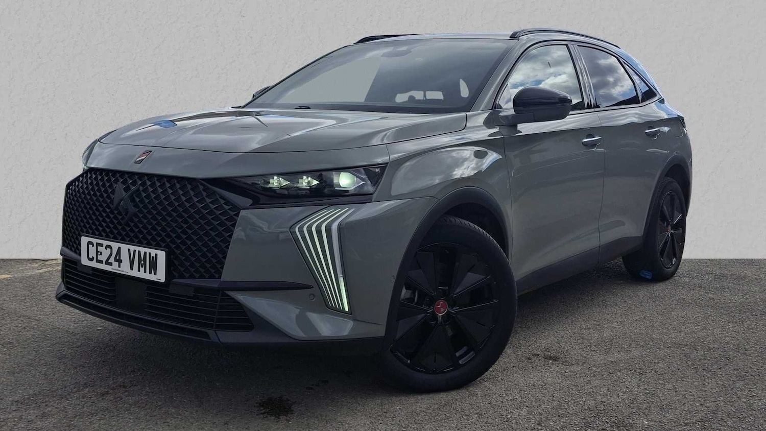 Used DS Automobiles DS 7 2024 for sale - 77860333: Photo 3