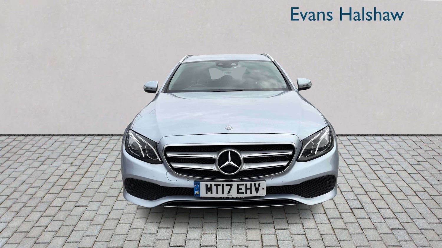 Used Mercedes-Benz E Class for sale - 77862267: Photo 5
