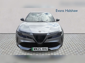 Used Alfa Romeo Junior 2025 for sale - 79079149: Photo