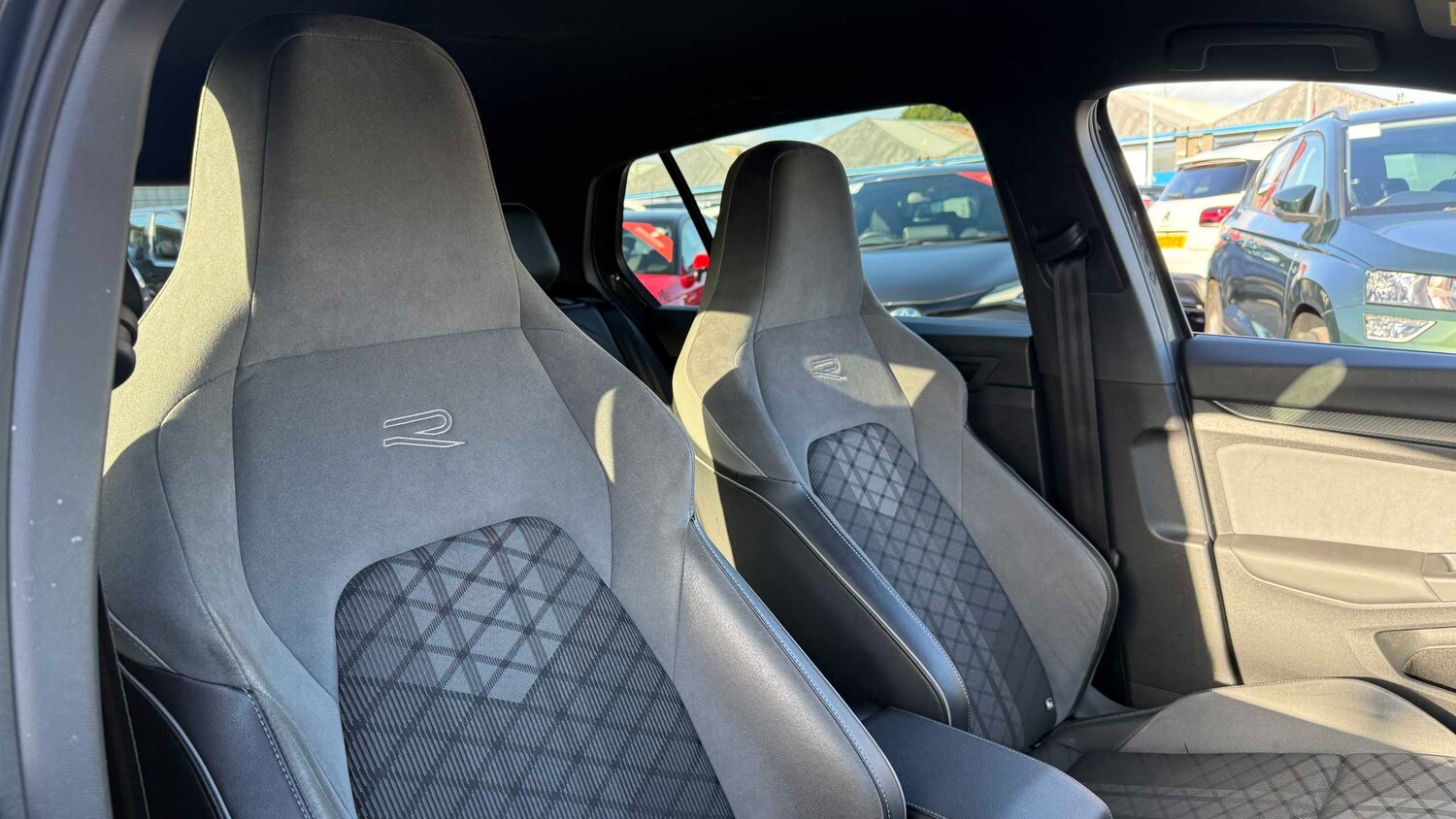 Used Volkswagen Golf 2020 for sale - 77858531: Photo 22