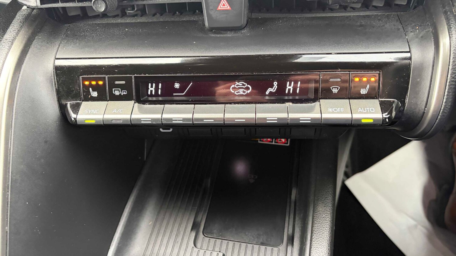 Used Toyota C-HR for sale - 77860483: Photo 19