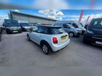 Used MINI Hatch 2020 for sale - 79745410: Photo