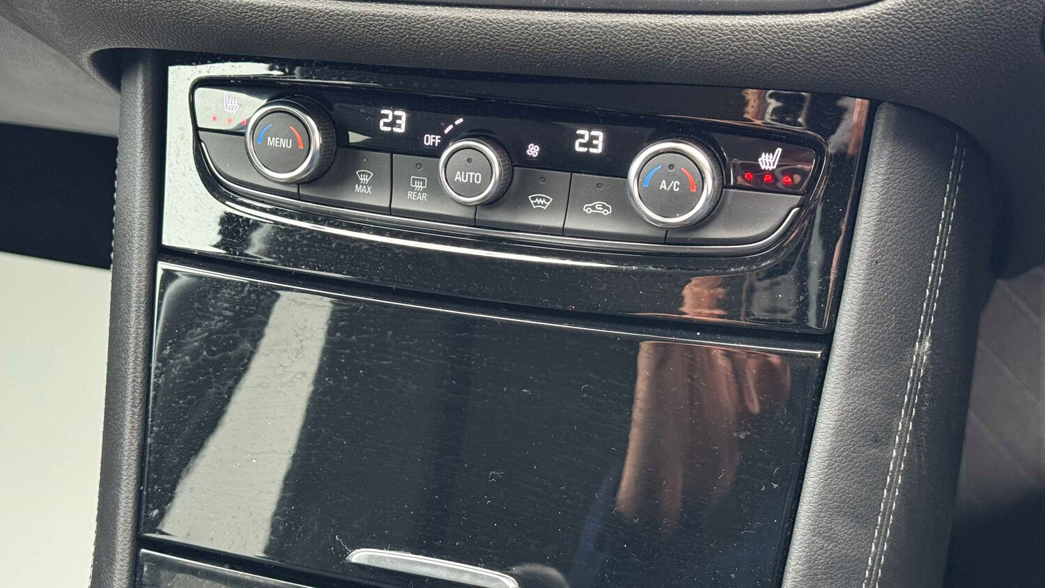 Used Vauxhall Grandland for sale - 77857023: Photo 21