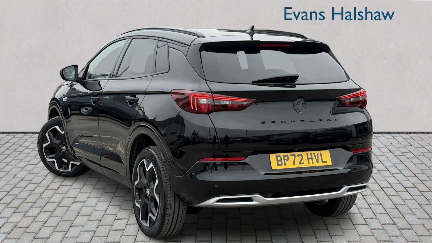 Used Vauxhall Grandland for sale - 77857023: Photo 3