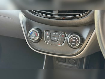 Used Vauxhall Viva 2017 for sale - 79002187: Photo