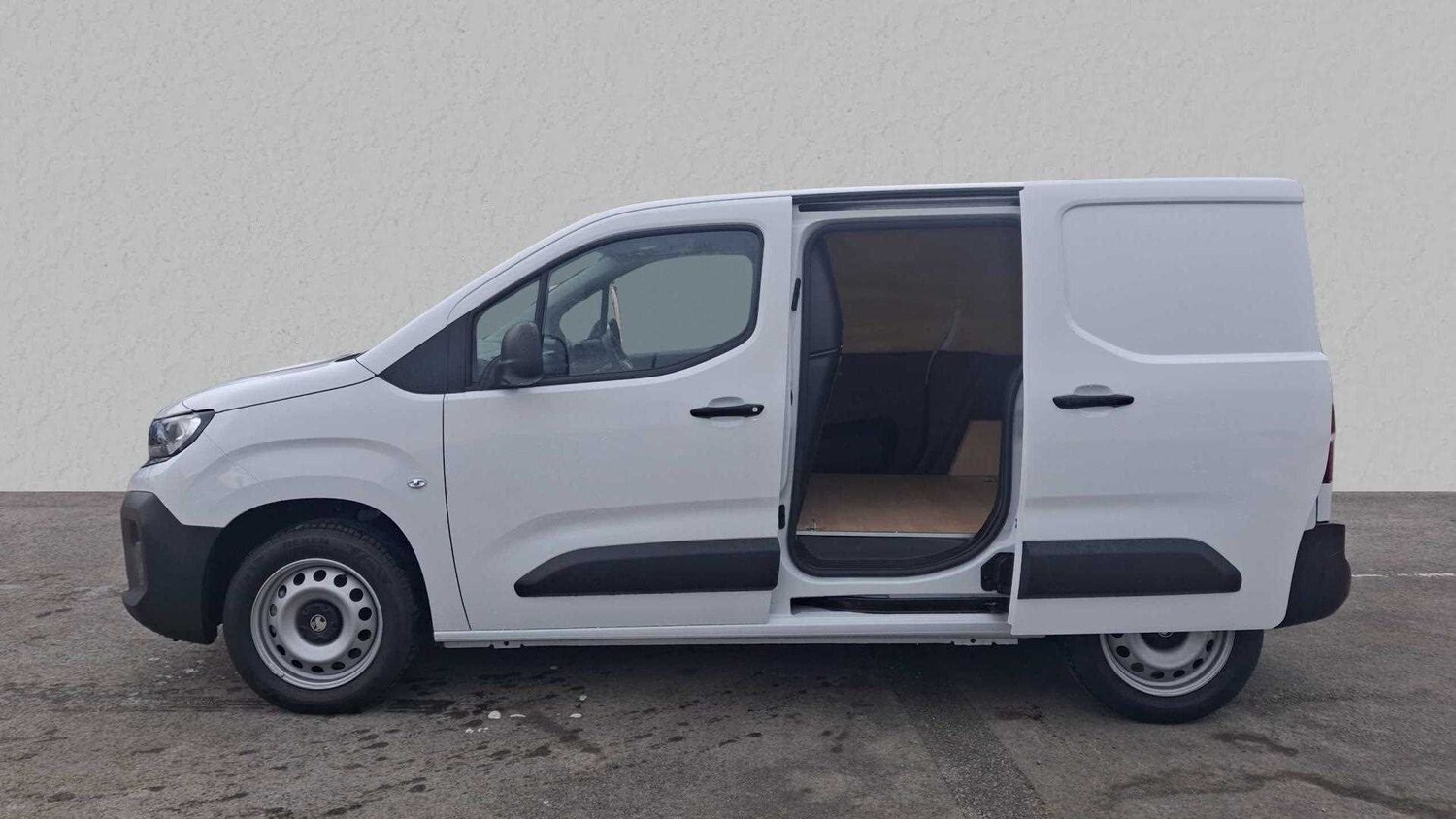 Used Vauxhall Combo 2025 for sale - 77859978: Photo 4