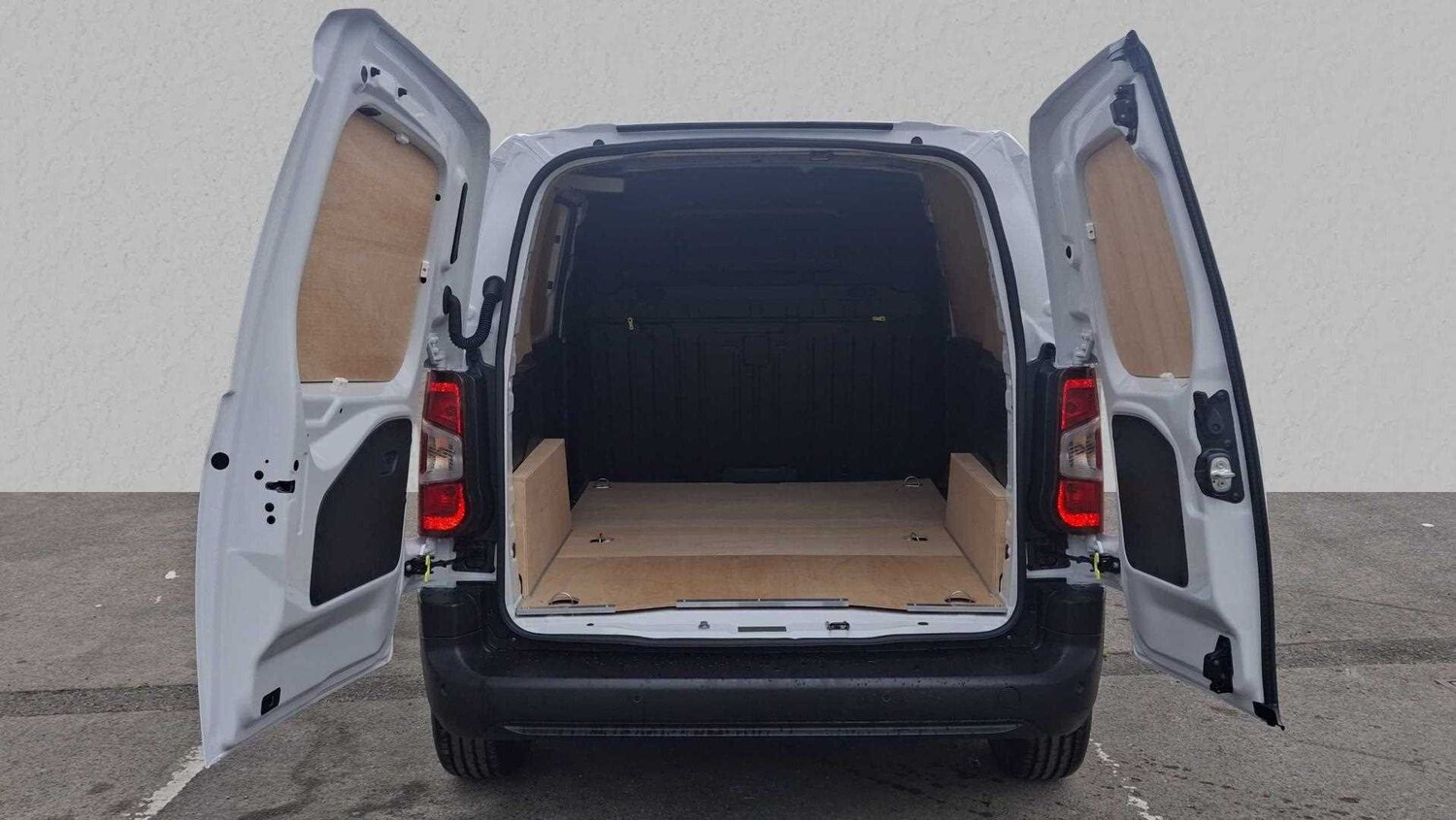 Used Vauxhall Combo 2025 for sale - 77859978: Photo 9