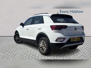 Used Volkswagen T-Roc 2024 for sale - 79758560: Photo