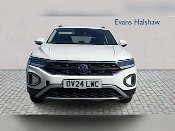 Used Volkswagen T-Roc 2024 for sale - 79758560: Photo