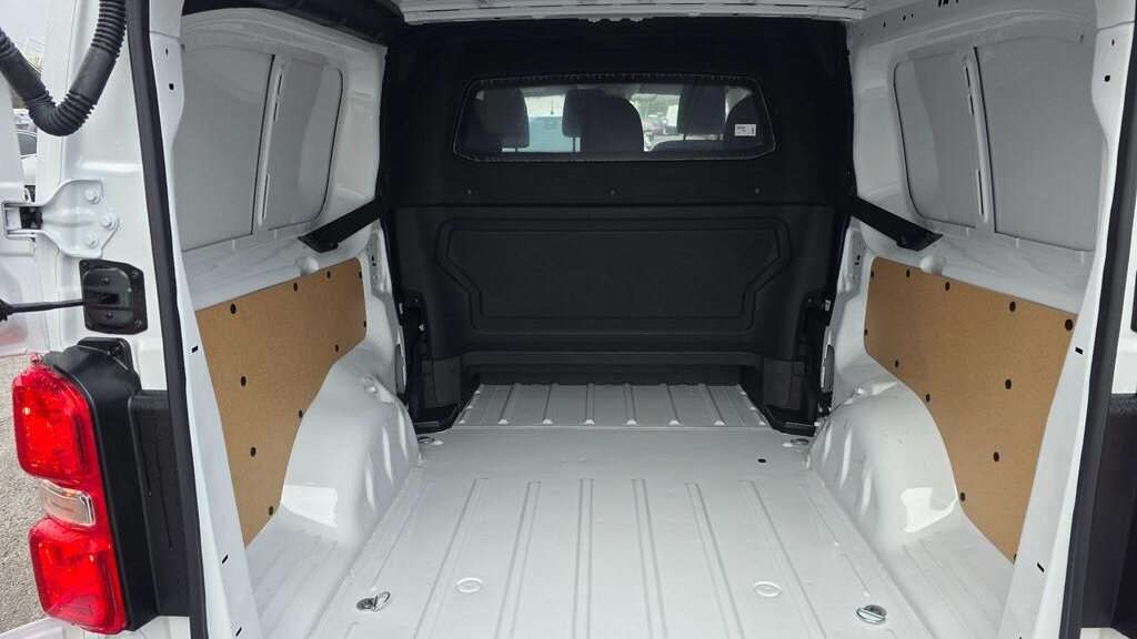 Used Vauxhall Vivaro 2025 for sale - 77857562: Photo 11
