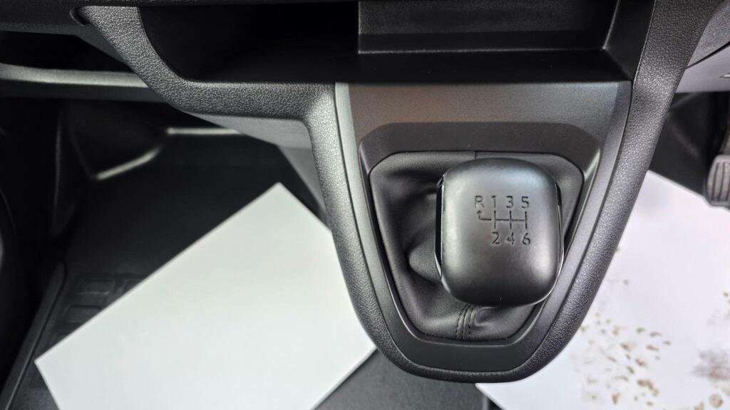 Used Vauxhall Vivaro 2025 for sale - 77857562: Photo 14