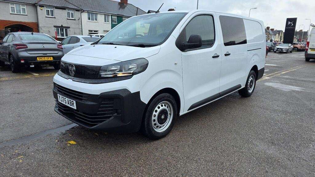 Used Vauxhall Vivaro 2025 for sale - 77857562: Photo 2