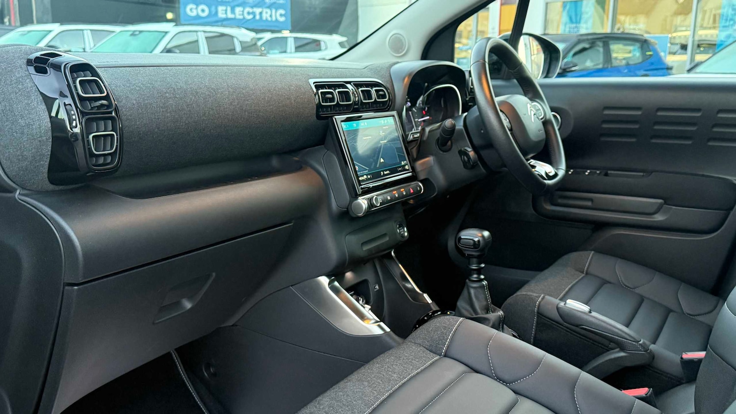 Used Citroen C3 Aircross 2023 for sale - 77858065: Photo 2