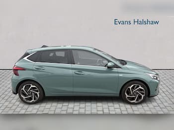 Used Hyundai i20 2023 for sale - 79770858: Photo
