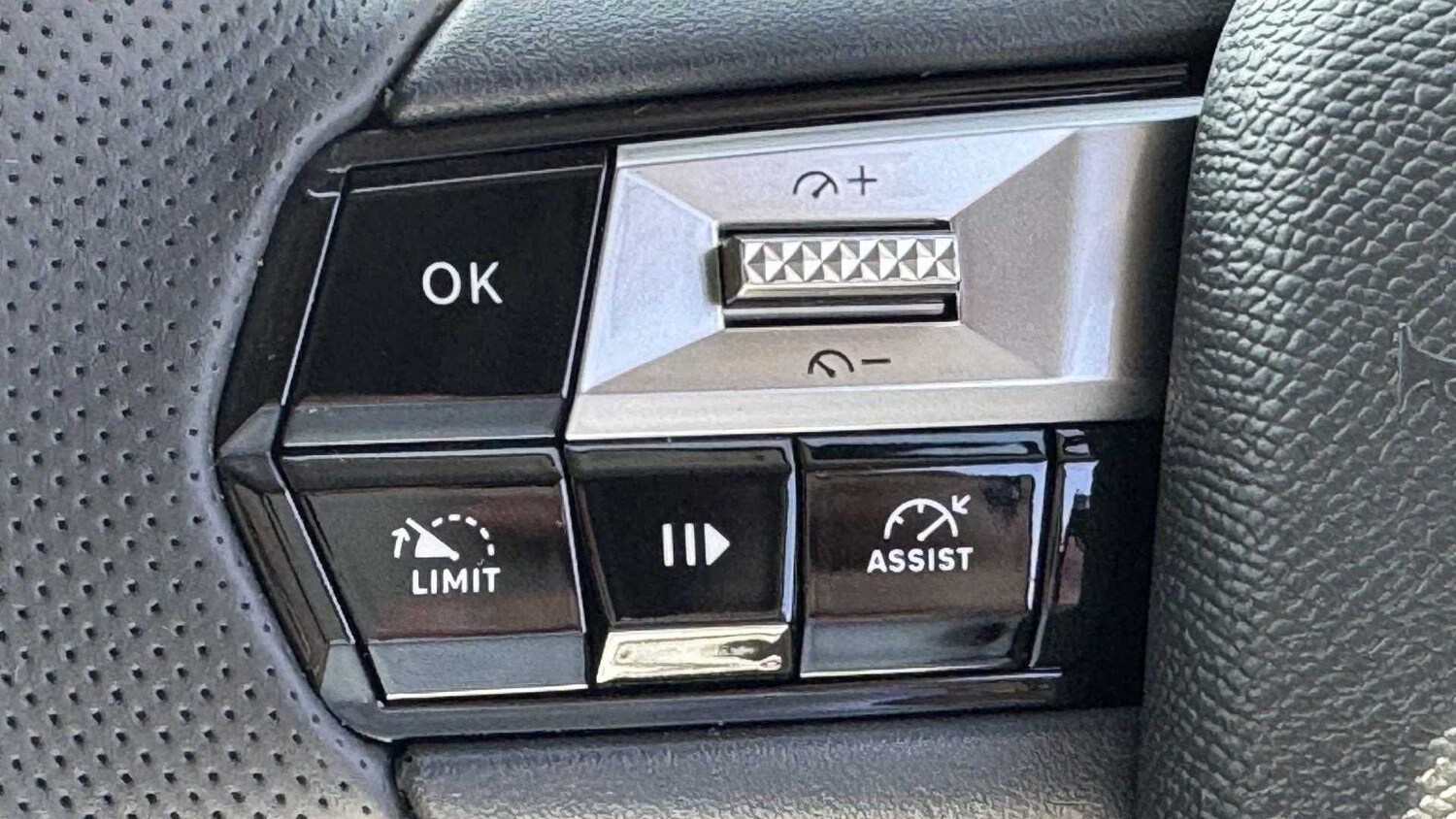 Used DS Automobiles DS 3 2025 for sale - 77858834: Photo 25