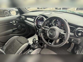 Used MINI Hatch 2022 for sale - 77859160: Photo