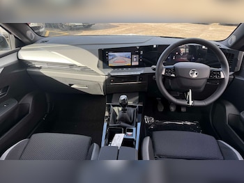 Used Vauxhall Astra 2025 for sale - 77859622: Photo