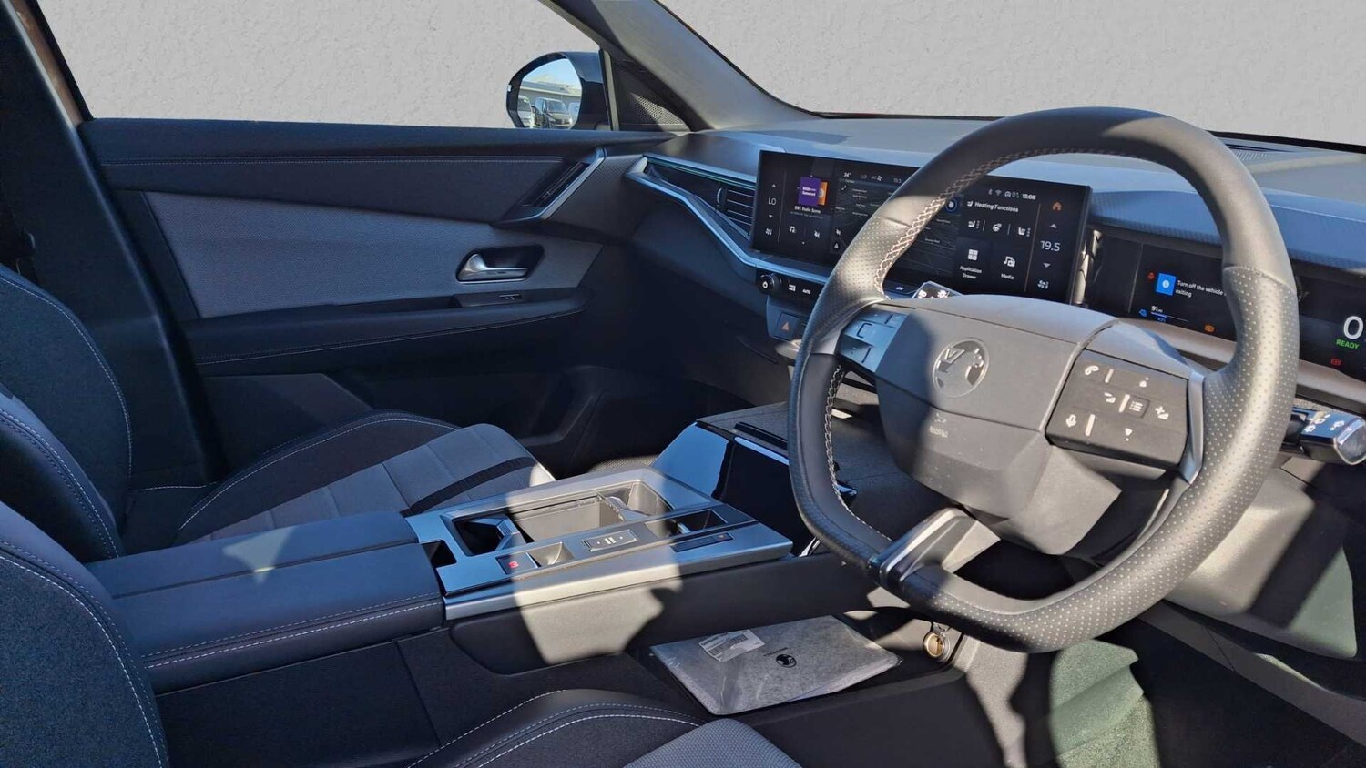 Used Vauxhall Grandland for sale - 77860540: Photo 15