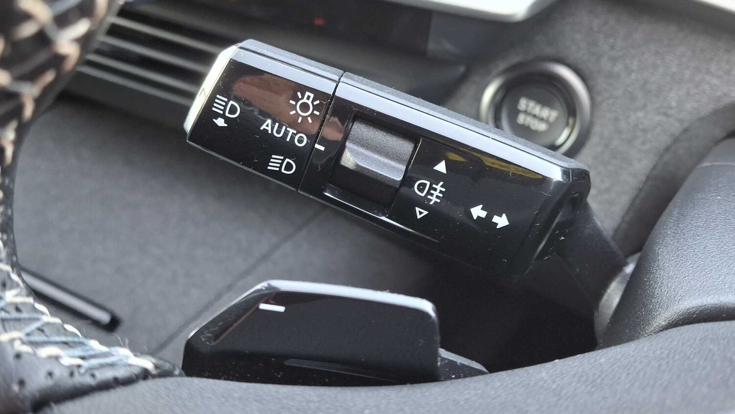 Used Vauxhall Grandland for sale - 77860540: Photo 30