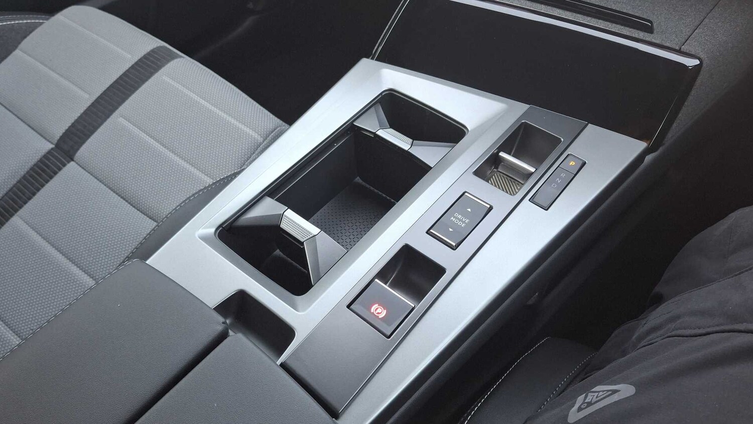 Used Vauxhall Grandland for sale - 77860540: Photo 31